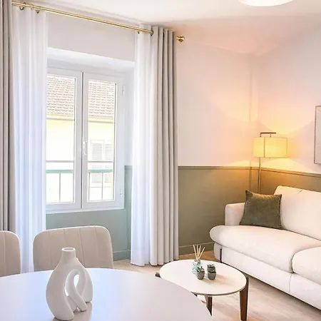 La Paloma -2 Bdr - 1min Palais & Port Apartament Cannes